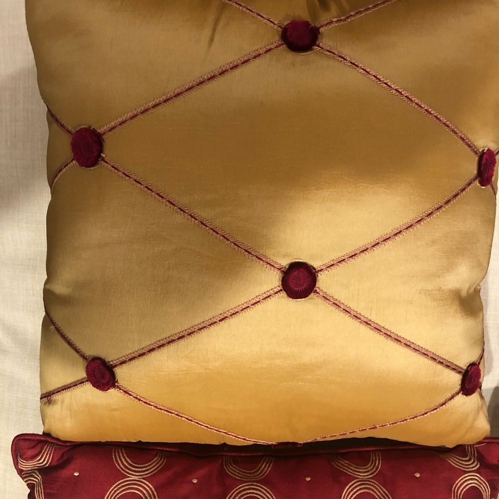 Decorative Pillows